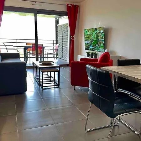 Superbe Appartement, Piscine, Vue Mer Et Montagnes 公寓 *