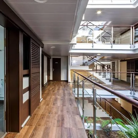 公寓 Superbe Appartement, Piscine, Vue Mer Et Montagnes