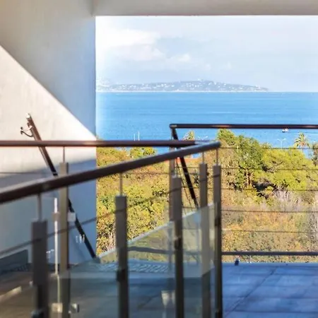 Superbe Appartement, Piscine, Vue Mer Et Montagnes * 昂蒂布
